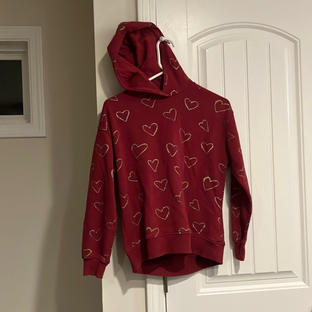 Red with golden hearts hoodie girl’s 10-12 size